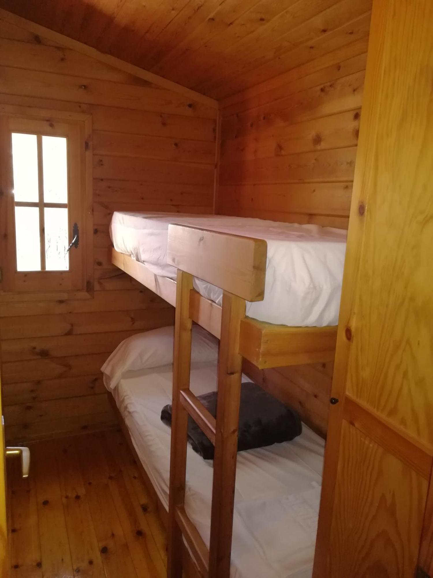 Camping Cala Nova Es Cana Habitación foto